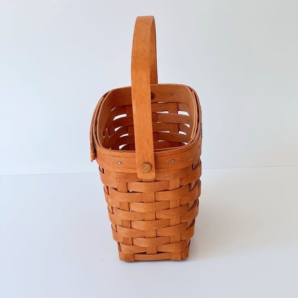 Longaberger Vintage Signed Limited Edition Basket, Rustic Farmhouse- 1990 - Picture 6 of 16